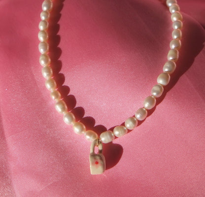 Little Mug Freshwater Pearls Necklace