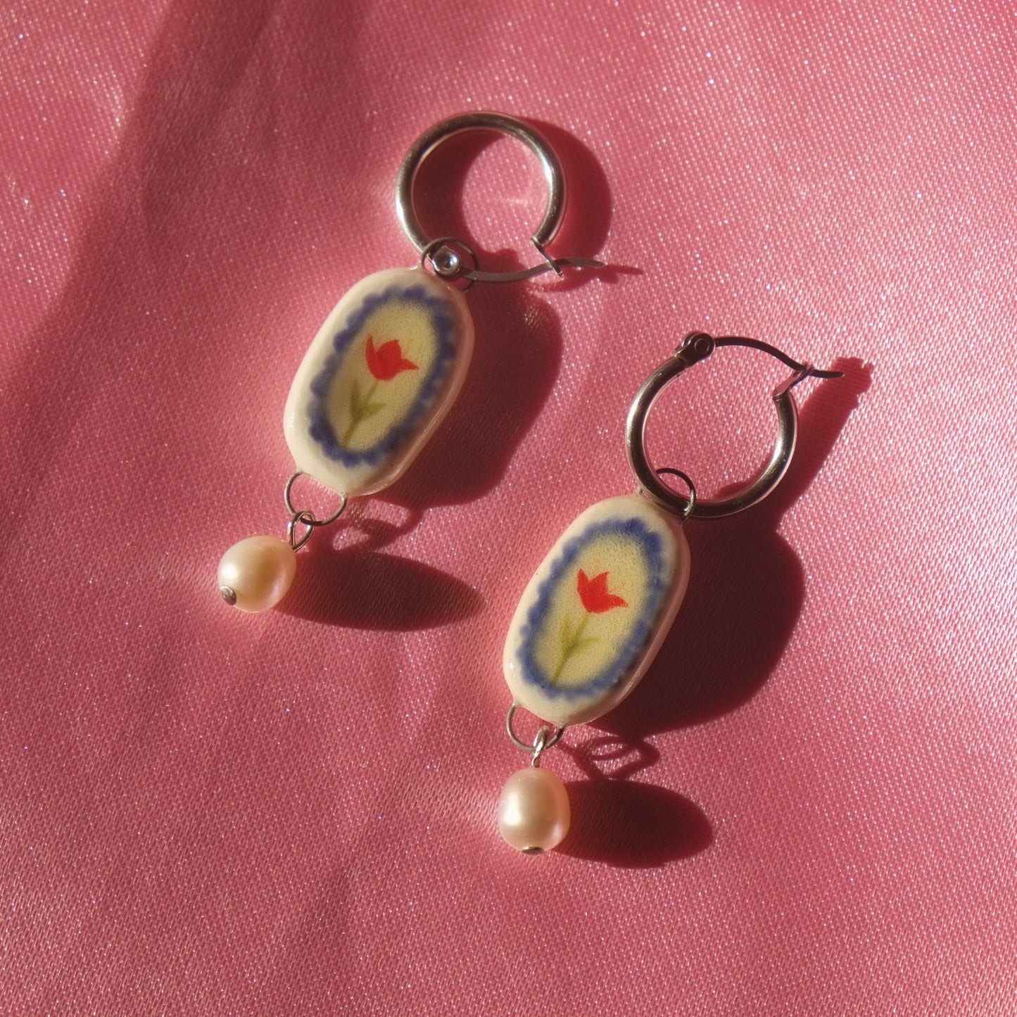 Sweet Tulips Silver Hoops Earrings